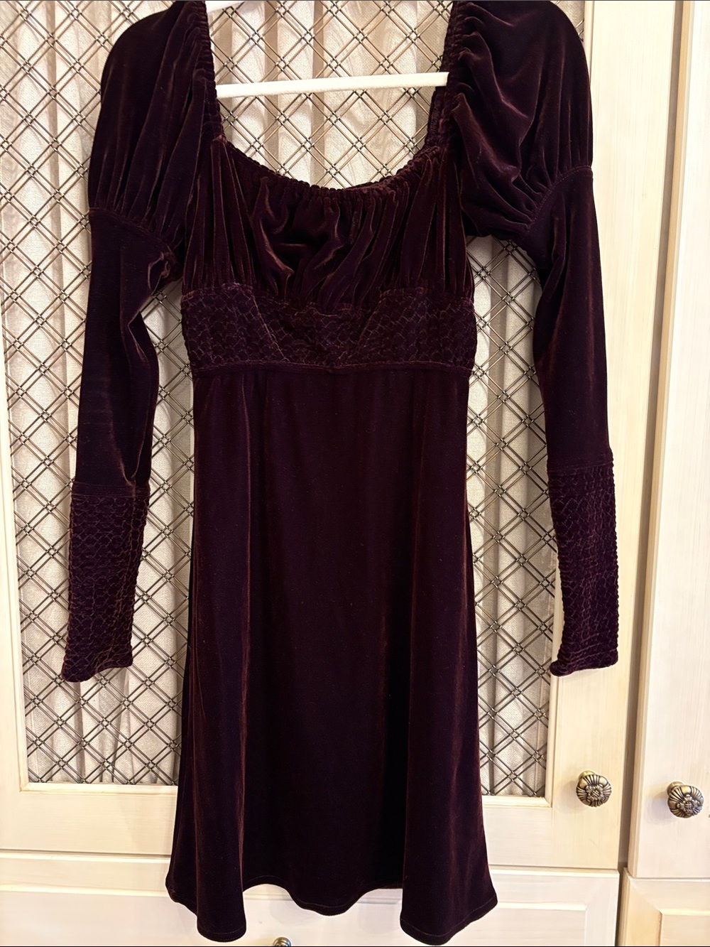 Vintage Bruno Duloc Kush burgundy velvet. Puff sleeves, smocked wrist & waist. ￼